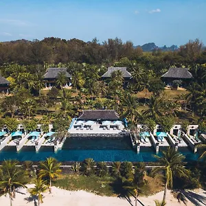 Four Seasons Semesteranläggning (resort)